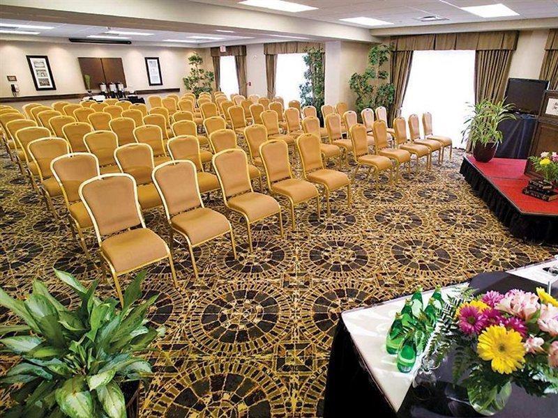 Hampton Inn & Suites By Hilton Moncton Eksteriør bilde